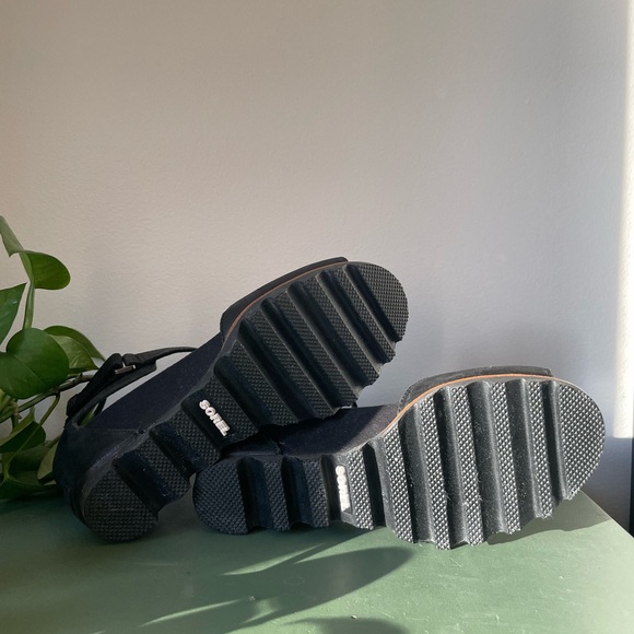 Sorel Womens Joanie Black Wedge heels Size 8 - Picture 2 of 8